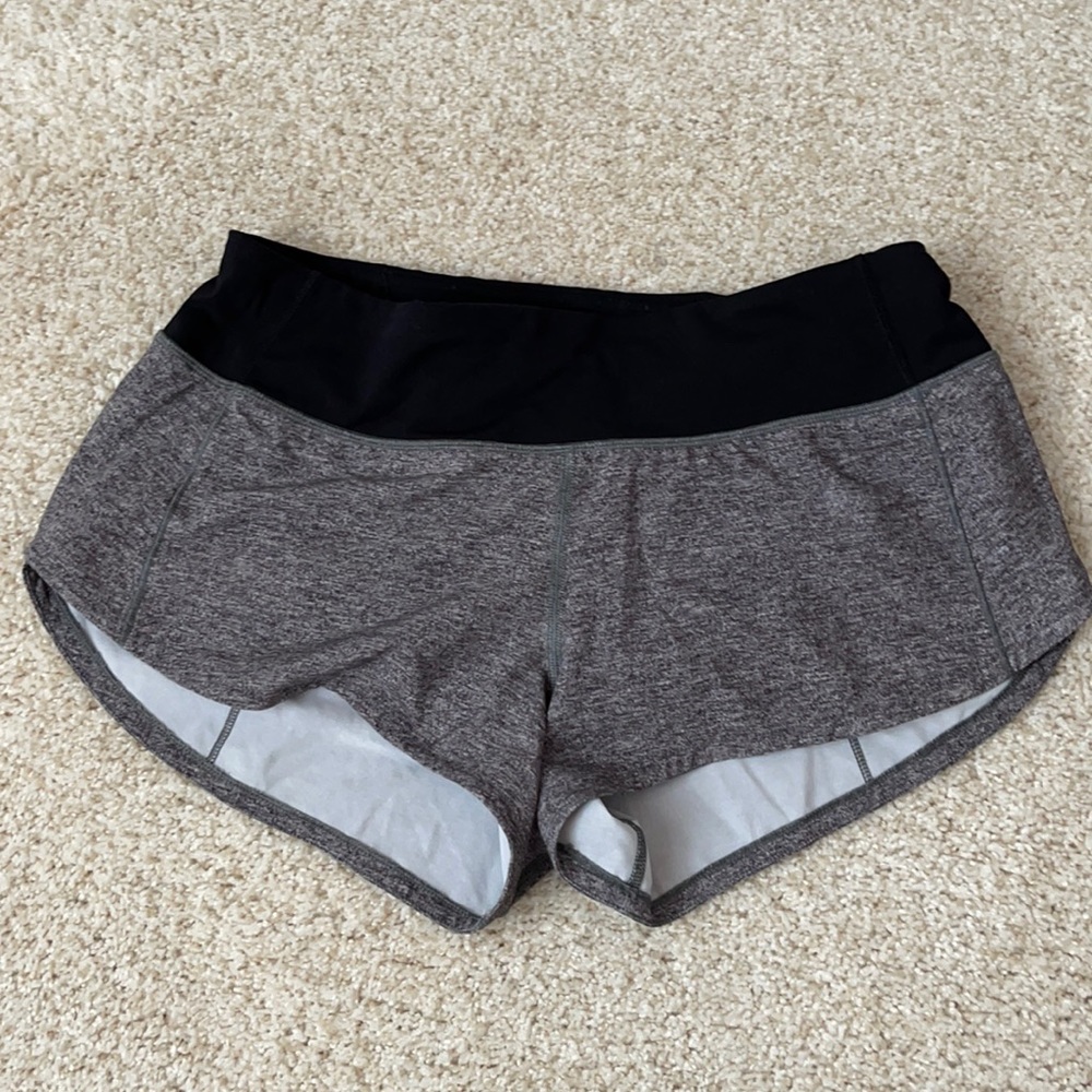 Lululemon gray/black shorts